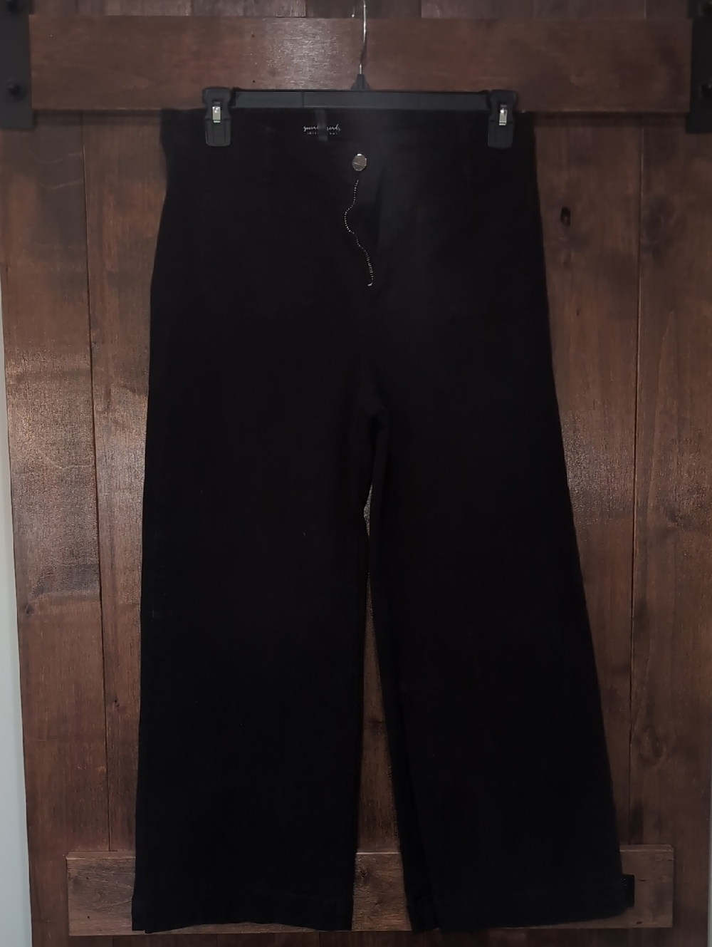 Risen black Wide-Leg Crop Pants